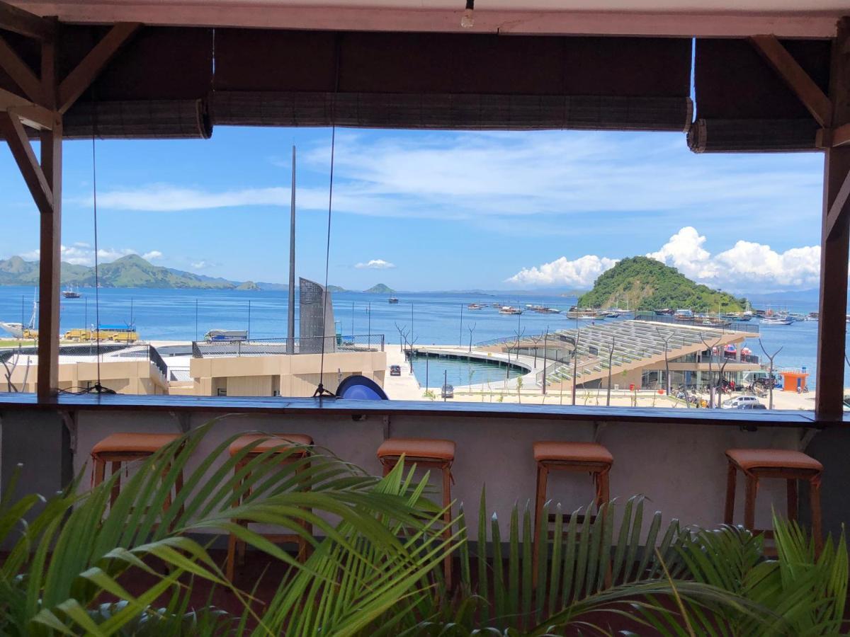 Blue Ocean Hotel Labuan Bajo Exterior foto